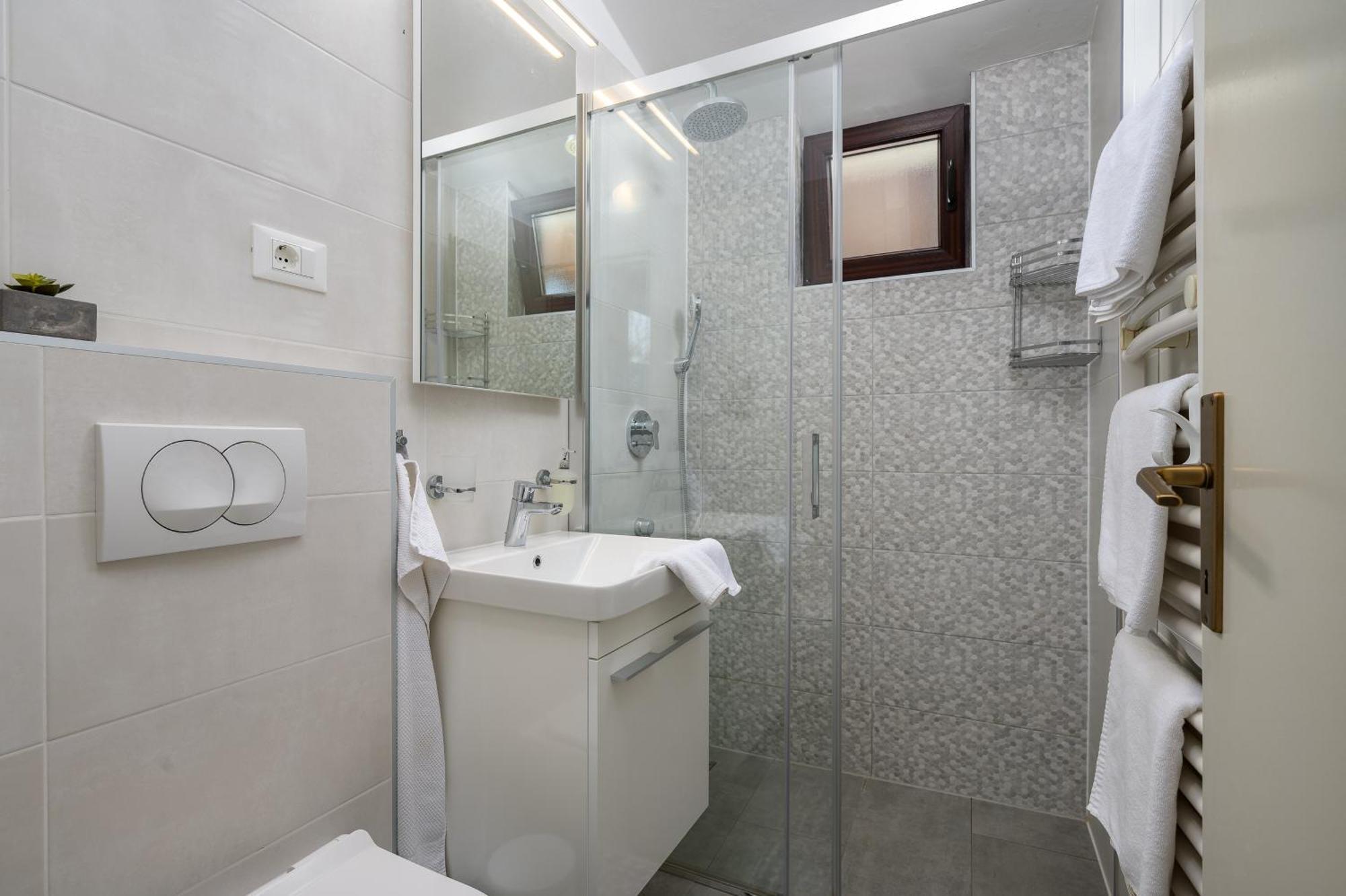 Tena Apartment